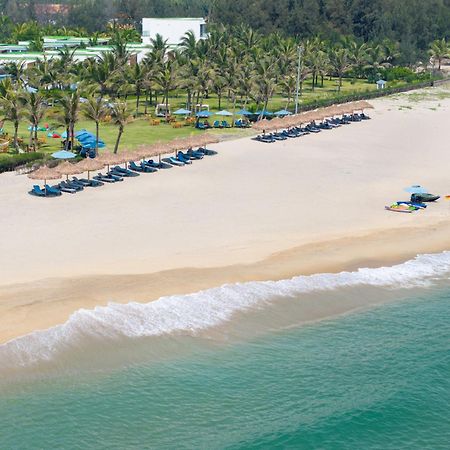 Wyndham Hoi An Royal Beachfront Resort & Villas Eksteriør bilde