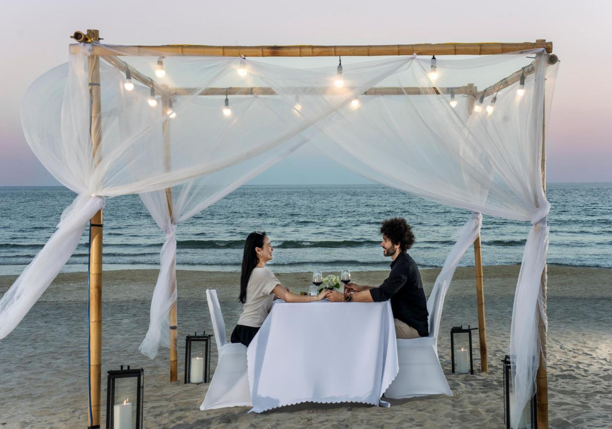 Wyndham Hoi An Royal Beachfront Resort & Villas Eksteriør bilde